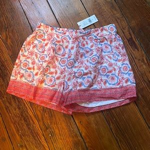 NWT vineyard vines floral shorts